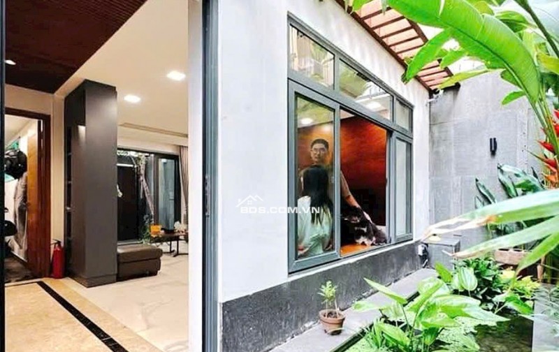 GẤP! BÁN GIẢM 1 TỶ BIỆT THỰ NGUYỄN THÔNG, P.9, Q.3 – ĐẲNG CẤP, NỘI THẤT Ý, GIÁ SỐC 28 TỶ .