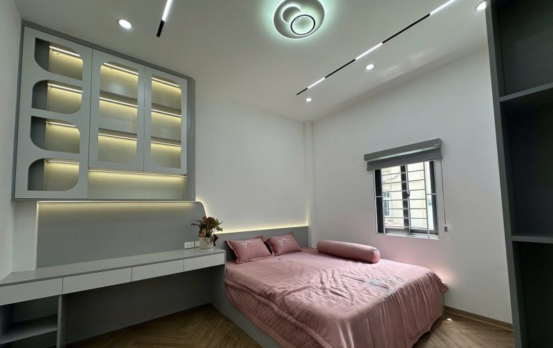 Siêu hiếm nhà ngõ oto tránh ngay Láng, Đống Đa. DT62m2 x MT 6m x 7 tầng thang máy. Giá nhỉnh 11.5 tỷ