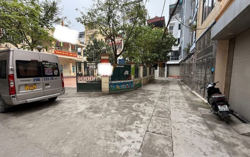 Bán nhà Xuân Đỉnh, sát phố, giá đẹp, thang máy  - dt: 33m2, 7 Tầng thang máy, 5 bước ra ô tô tránh, view triệu đô  - Thiết kế hiện đại, mt bề thế