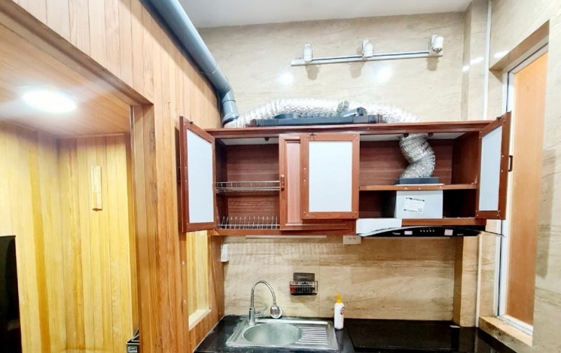 NHÀ ĐẸP PHÂN LÔ - Ô TÔ TRÁNH - KINH DOANH ĐỈNH - CĂN NHÀ PHỐ NGUYÊN HỒNG
