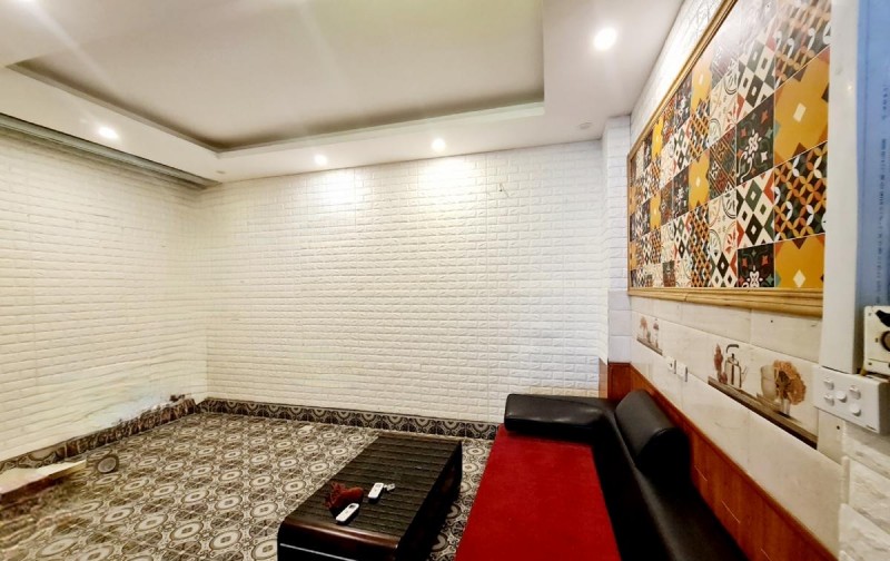 NHÀ ĐẸP PHÂN LÔ - Ô TÔ TRÁNH - KINH DOANH ĐỈNH - CĂN NHÀ PHỐ NGUYÊN HỒNG