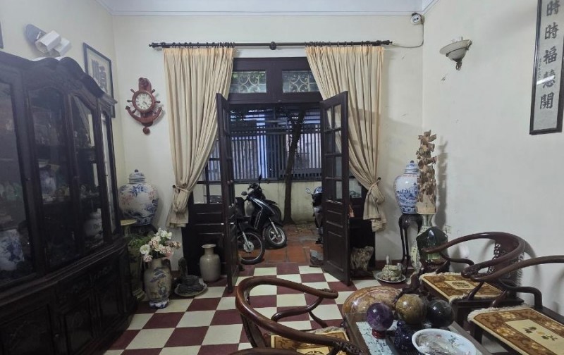 KHU VIP HOÀNG CẦU - Ô TÔ TRÁNH - NGÕ THÔNG THOÁNG - HÀNG HIẾM