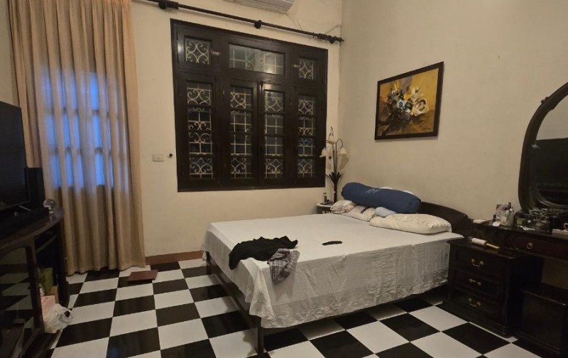 KHU VIP HOÀNG CẦU - Ô TÔ TRÁNH - NGÕ THÔNG THOÁNG - HÀNG HIẾM