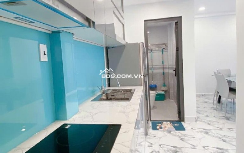 BÁN NHÀ 40M2 NGUYỄN TRỌNG TUYỂN, 3 TẦNG MỚI XÂY, FULL NỘI THẤT, NHỈNH 6 TỶ