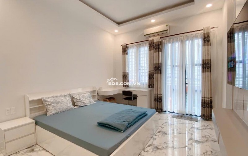 BÁN NHÀ 40M2 NGUYỄN TRỌNG TUYỂN, 3 TẦNG MỚI XÂY, FULL NỘI THẤT, NHỈNH 6 TỶ