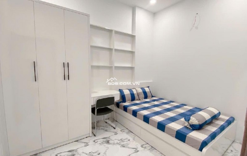 BÁN NHÀ 40M2 NGUYỄN TRỌNG TUYỂN, 3 TẦNG MỚI XÂY, FULL NỘI THẤT, NHỈNH 6 TỶ