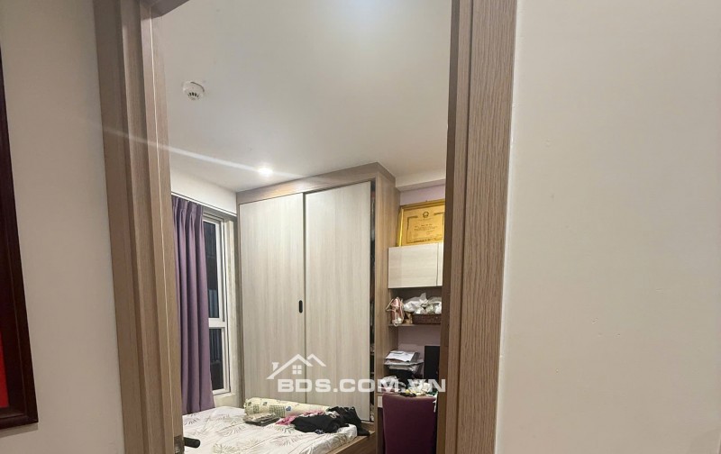 Chính chủ cần bán căn hộ GoldenMasion 3PN/2WC tầng cao view Landmark