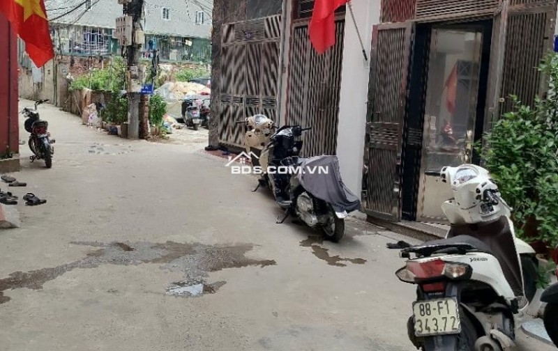 Đất thổ cư, mặt ngõ dễ buôn bán