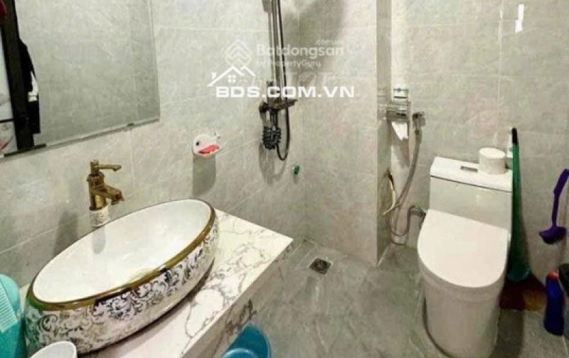 Bán nhà Đại Từ, 34m2, MT 3.7m, ngõ ô tô tránh đỗ ngày đêm, giá 6 tỷ