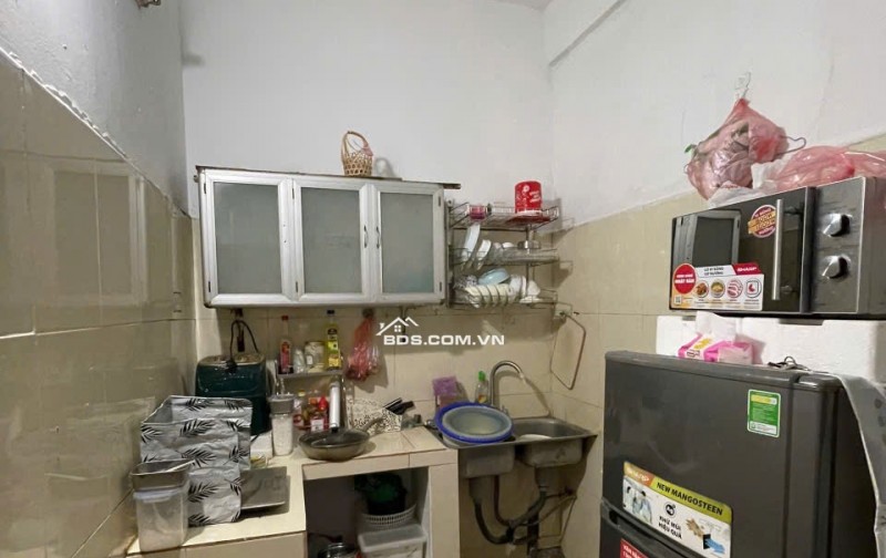 Chính chủ cho thuê nhà tập thể phố Lý Văn Phức (gần phố Trịnh Hoài Đức)