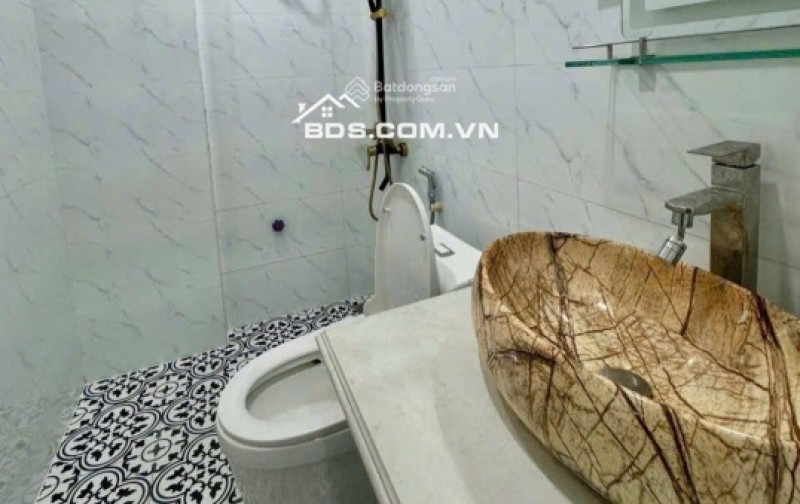 Bán nhà Đại Từ, 34m2, MT 3.7m, ngõ ô tô tránh đỗ ngày đêm, giá 6 tỷ