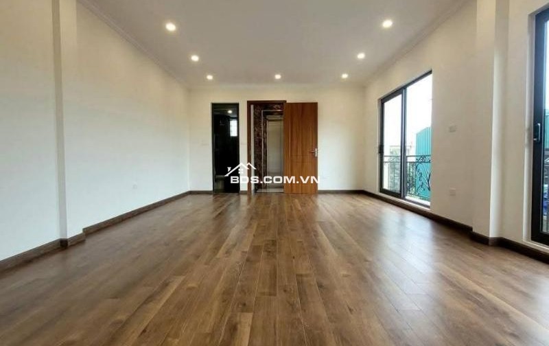  SIÊU PHẨM LÔ GÓC – PHONG CÁCH KHÁCH SẠN 5 SAO – VIEW HỒ – TRUNG TÂM THẠCH BÀN – LONG BIÊN