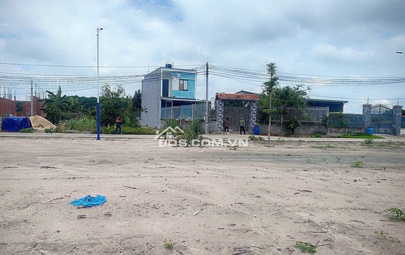 ĐẤT NỀN CAO BÁ QUÁT, NGAY KCN CHƠN THÀNH