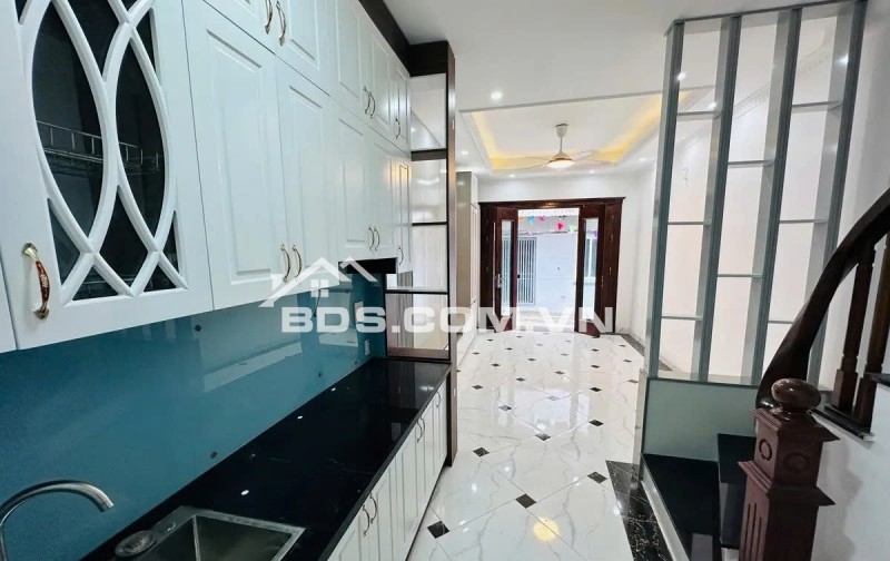 Hàng hiếm tại bán nhà riêng 5,8 tỷ, 35m2 ở Đại Cát, Liên Mạc, Bắc Từ Liêm, Hà Nội