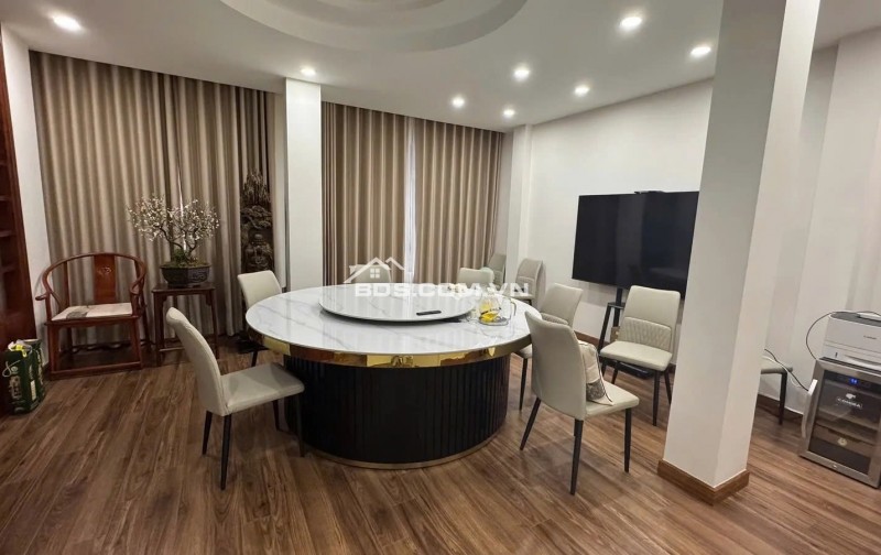 Bán biệt thự 5PN, 6WC tại Xuân La, Tây Hồ, 36 tỷ, 80m2, view đẹp