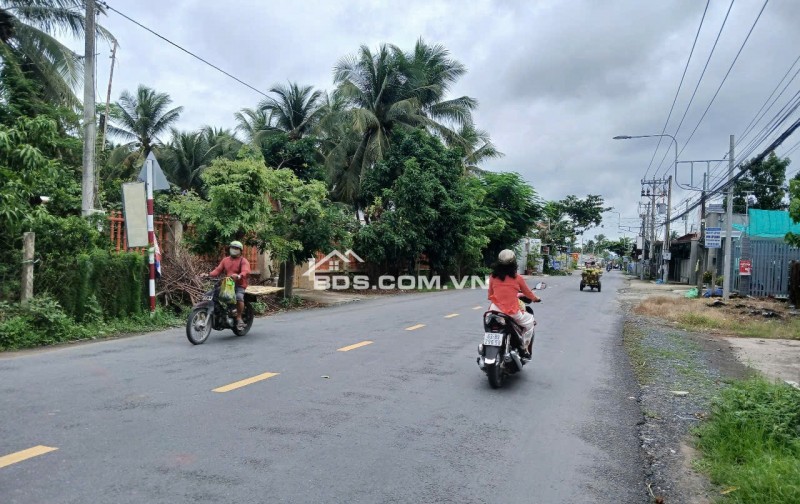 Bán 2 lô đất MẶT TIỀN gần Quãng trường Mỹ Tho.