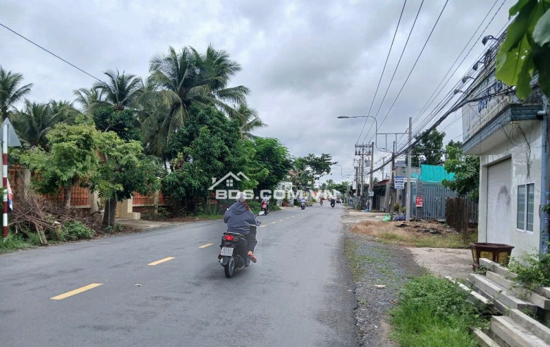 Bán 2 lô đất MẶT TIỀN gần Quãng trường Mỹ Tho.