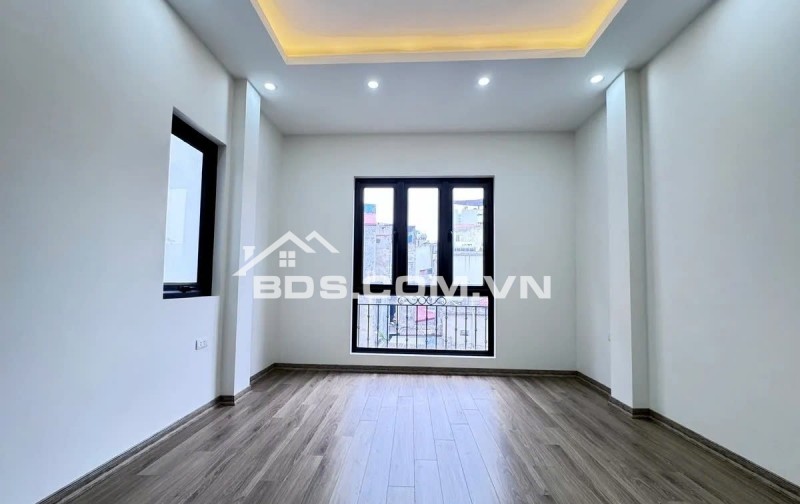 Bán NHÀ 40m2, 9 tỷ, 6PN, 7WC tại Phố Văn Hội, Đức Thắng, Bắc Từ Liêm, Hà Nội