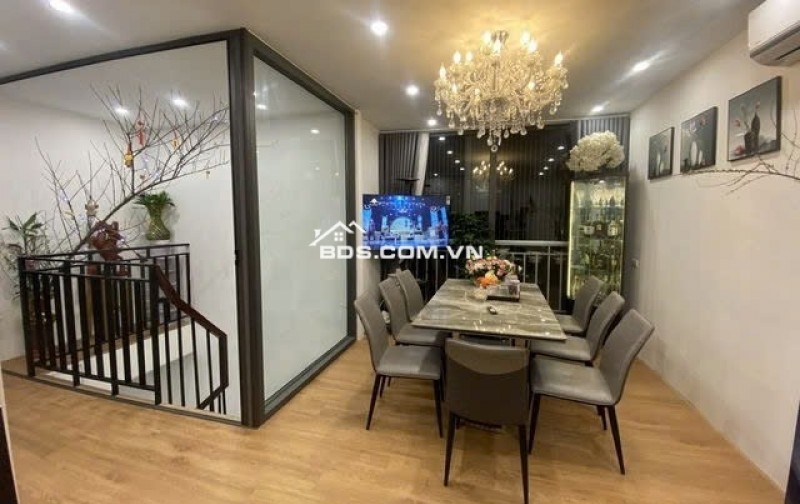 Bán NR tại Trần Cung, 12,8 tỷ, 50m2, 6PN, 7WC, giá ưu đãi