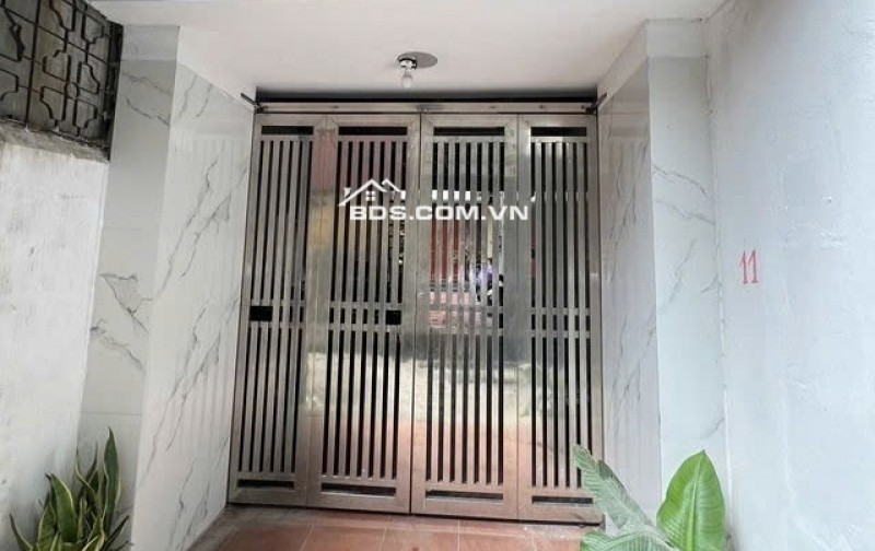 Bán NR tại Trần Cung, 12,8 tỷ, 50m2, 6PN, 7WC, giá ưu đãi