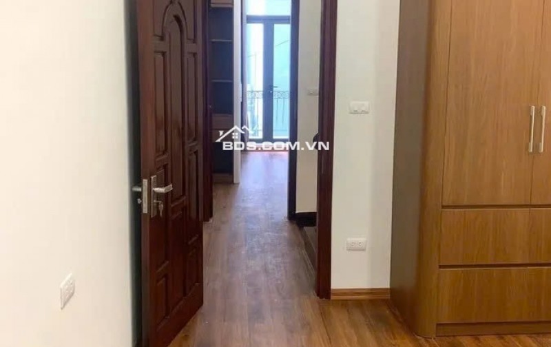 Bán nhà riêng tại Đường Cổ Nhuế Quận Bắc Từ Liêm, 9,95 tỷ, 48m2, 4 tầng, 5PN, 6WC, chính chủ, giá siêu hời