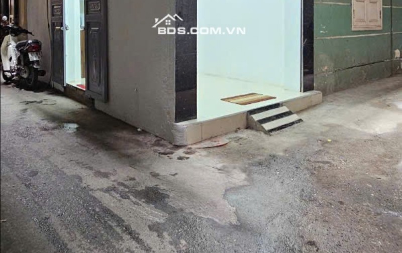 3.7 TỶ - 5 TẦNG - NHÀ ĐẸP Ở NGAY - KCBT CHẮC CHẮN - TRUNG TÂM ĐỐNG ĐA