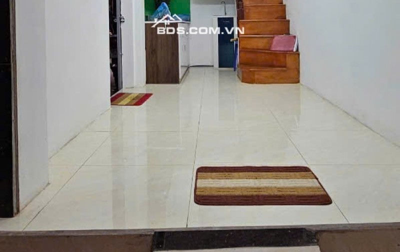3.7 TỶ - 5 TẦNG - NHÀ ĐẸP Ở NGAY - KCBT CHẮC CHẮN - TRUNG TÂM ĐỐNG ĐA