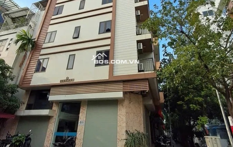 Bán nhà mặt phố Võ Chí Công, Tây Hồ 26,5 tỷ, 48m2, 8PN, 8WC, LÔ GÓC