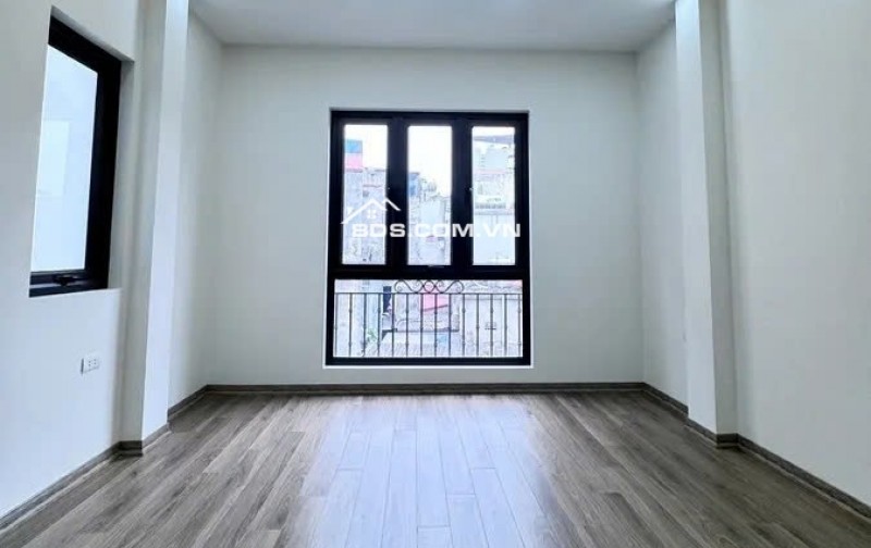 Bán NHÀ 40m2, 9 tỷ, 6PN, 7WC tại Phố Văn Hội, Đức Thắng, Bắc Từ Liêm, Hà Nội