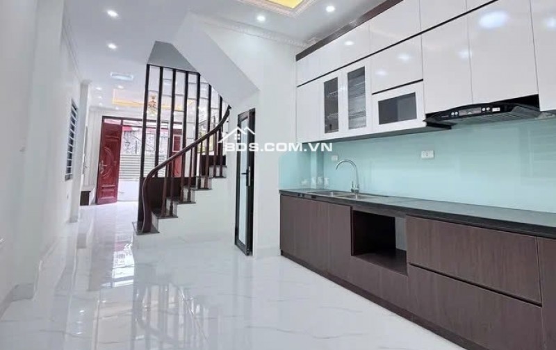 Bán NHÀ 40m2, 9 tỷ, 6PN, 7WC tại Phố Văn Hội, Đức Thắng, Bắc Từ Liêm, Hà Nội