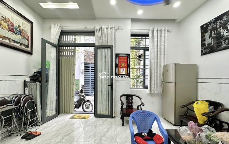 HXH 1 sẹc Q3 mát mẻ thông sát Q1, ngang hơn 6m ở tốt kinh doanh tốt