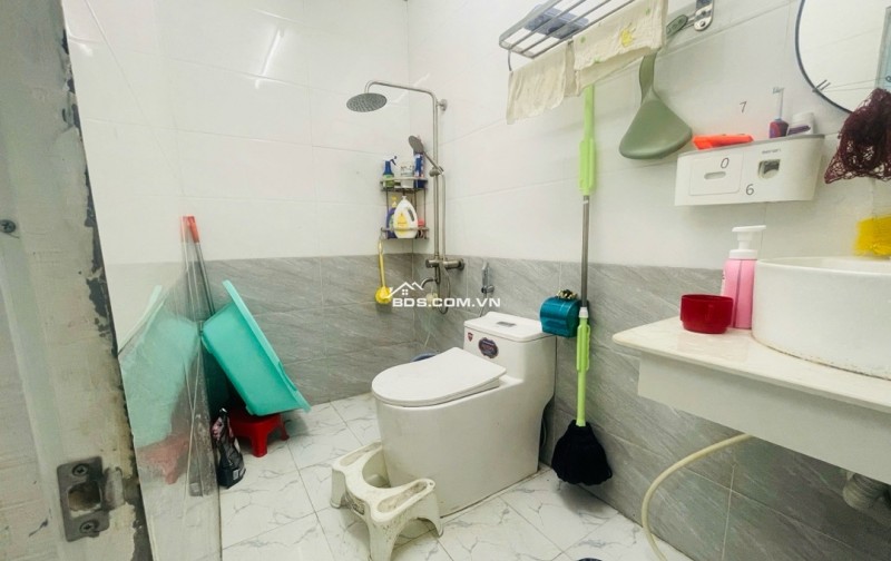 BÁN NHÀ MẶT PHỐ CHỢ CẨM LỆ ĐƯỜNG 7,5M -DT:100M2 KV BUÔN BÁN SẦM UẤT.Giá 8ty6