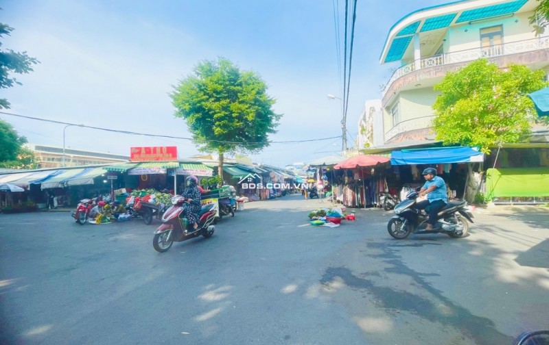 BÁN NHÀ MẶT PHỐ CHỢ CẨM LỆ ĐƯỜNG 7,5M -DT:100M2 KV BUÔN BÁN SẦM UẤT.Giá 8ty6