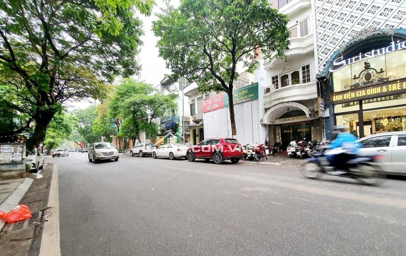 Bán căn nhà Ngõ phố Láng Hạ C1 P409 Hoàng Ngọc Phách