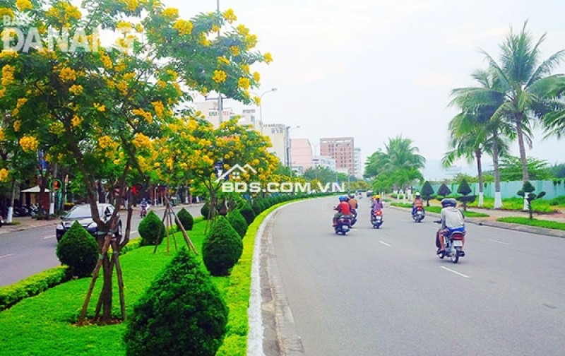 Lô đất 250m2  mặt tiền Nguyễn Tất Thành -Thanh Khê-Giá chỉ 32 tỷ