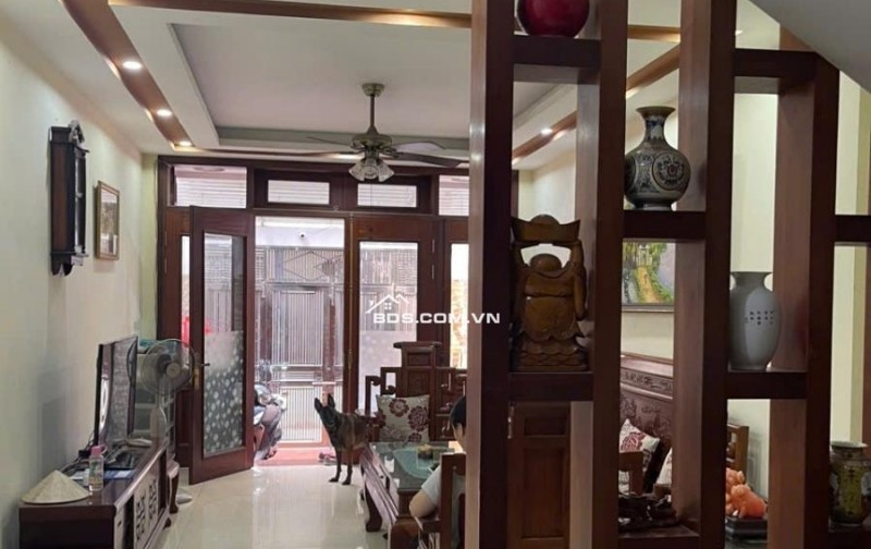 Duy nhất 83m2 phố cù chính lan – 1 nhà ra phố – full nội thất gỗ lim – ô chờ thang máy, chủ tâm huyết, sổ vuông – 2 thoáng
