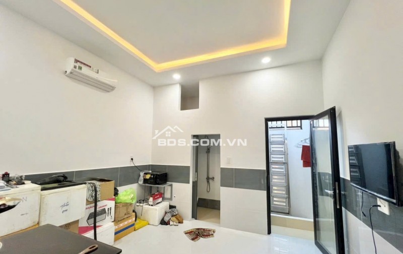 Chính chủ bán nhà 4 tầng tại mã lò- giáp tên lửa