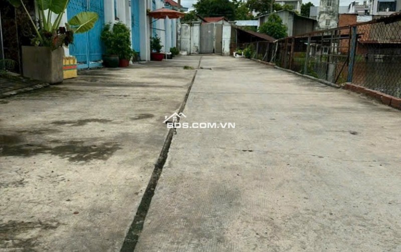Chính chủ bán nhà sát mặt tiền đường tl10 quận 6 thành phố Hồ Chí Minh