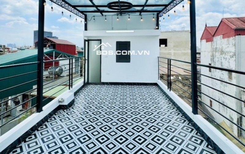 Nhà đẹp trung tâm Đống Đa 38m2, mặt tiền 3m2 giá 9.5 tỷ ở ngay