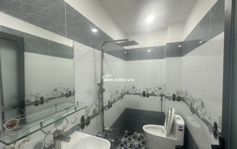 HẺM KIA MORNING TRẦN THỊ HÈ NHÀ MỚI ĐẸP LUNG LINH - 67.6M2 - NGAY HIỆP THÀNH CITY