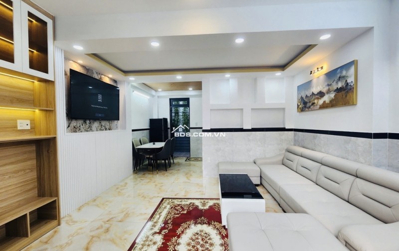 SIÊU PHẨM NHÀ ĐẸP FULL NỘI THẤT - THÔNG TỨ TUNG - 50M2 - SỔ ĐẸP - HÀNG HIẾM TRONG PHÂN KHÚC