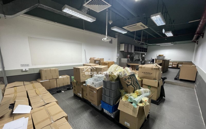 CHO THUÊ VĂN PHÒNG OFFICE HOẶC KINH DOANH KHU VỰC GẦN STARBUCKS PHÚ MỸ HƯNG/ CHUNG CƯ THE PANORAMA