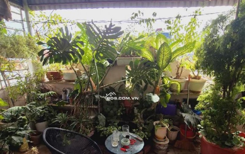 NHÀ ĐẸP - GẦN PHỐ - LÔ GÓC - FULL NỘI THẤT - Ở NGAY - GIÁ HỢP LÝ