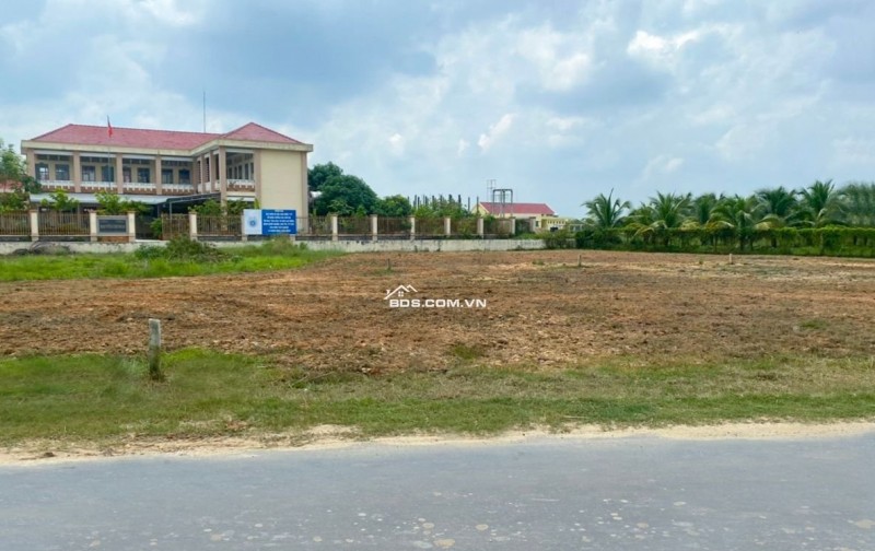 195TR 10X40=400M2 SỔ RIÊNG, THỔ CƯ, NGAY KCN, SÁT CHỢ, DÂN ĐÔNG