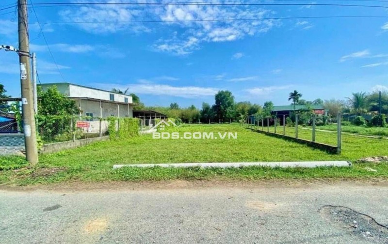 BÁN 2 300M2 GIÁ 190 TRIỆU GỌI O93.888.9O35 ĐẤT DÂN ĐÔNG GẦN CHỢ TRƯỜNG