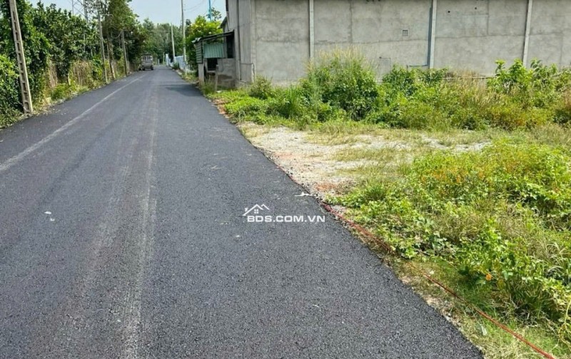 BÁN GẤP LÔ ĐẤT 5X40M TẠI BÌNH LONG – GIÁ SỐC CHỈ 290 TRIỆU!