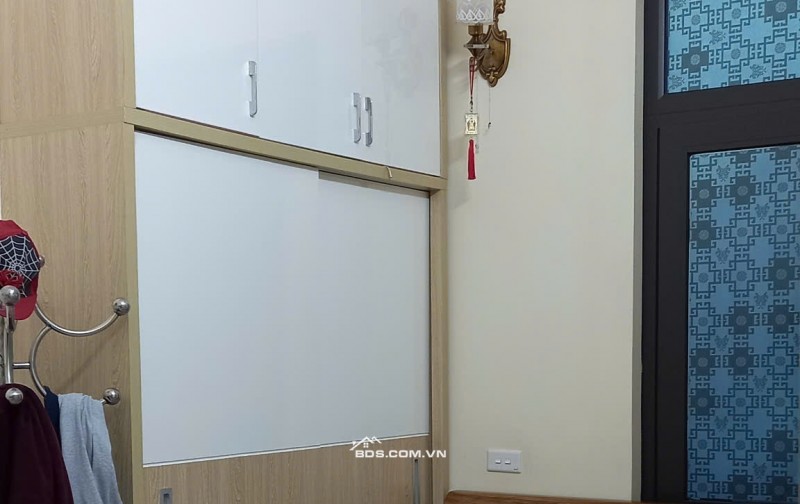 Bán nhà TT Trạm Trôi, 4 Tầng x 43m2, Kinh Doanh, Ô Tô Tránh