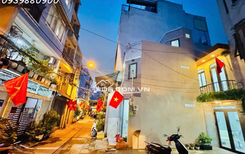 HXH Hoàng Hoa Thám, Bình Thạnh - 3,65Tỷ TL