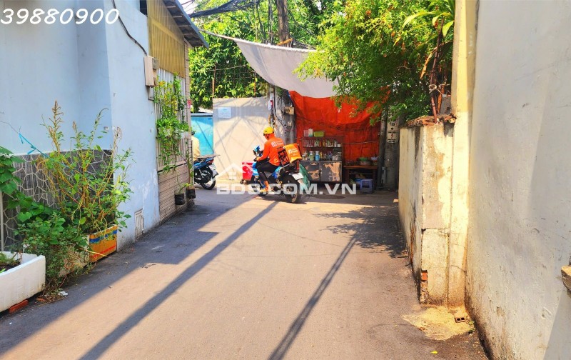 10m ra MT khu VIP Phan Xích Long - 38m2 - Chỉ 5Tỷ TL.