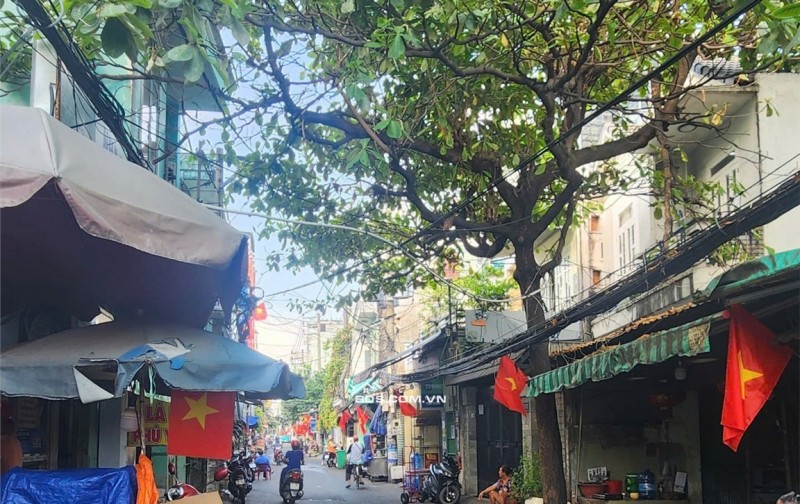 Bình Thạnh, đối diện Landmark 81 - Giá chỉ 4,45Tỷ TL.